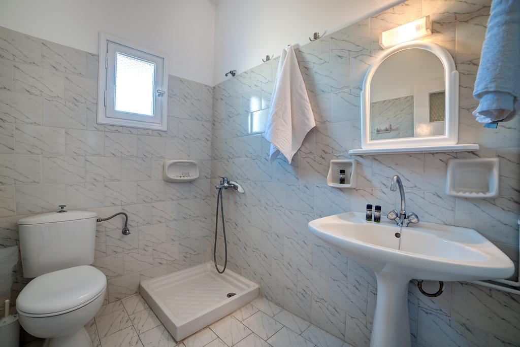 Thalia Apartments Fira  Room photo